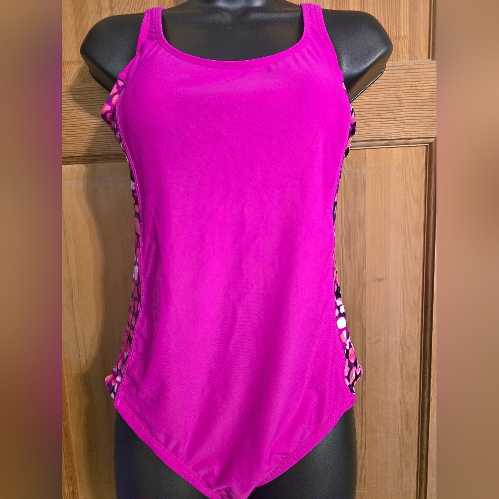 Catalina Pink Fitted Cut Out One Piece Swim Keyhole Back Side design Cruise 12